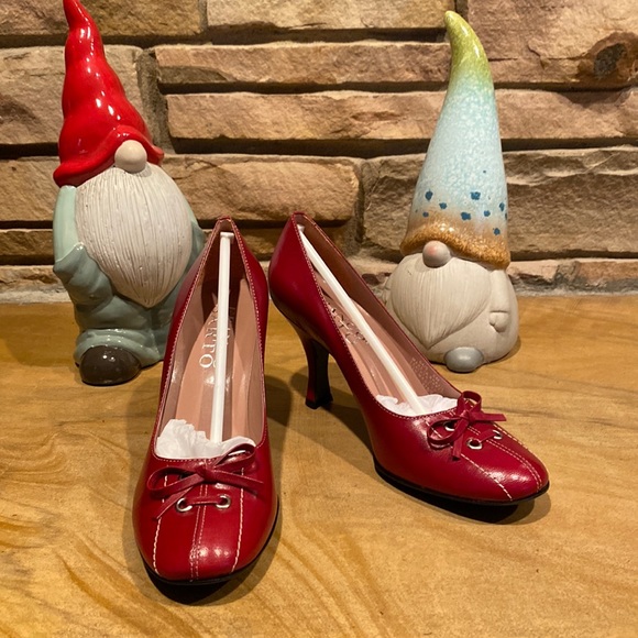 Franco Sarto Shoes - NWT’s Franco Sarto Heels 👠!